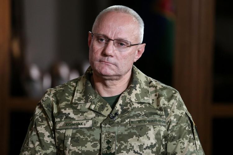 Главнокомандующий украинской армии Хомчак заразился COVID-19