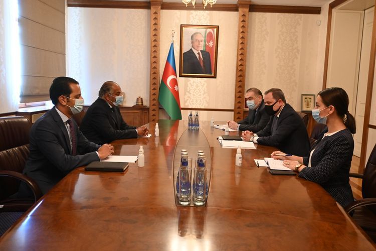 Джейхун Байрамов принял посла Египта в Азербайджане