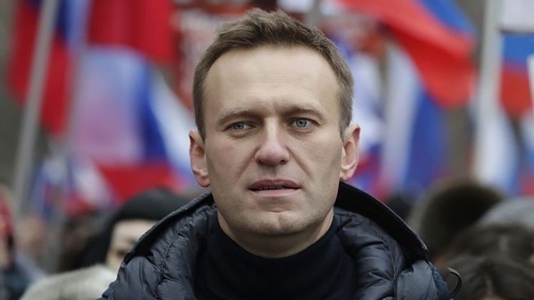 ЕС считает инцидент с Навальным покушением на убийство
