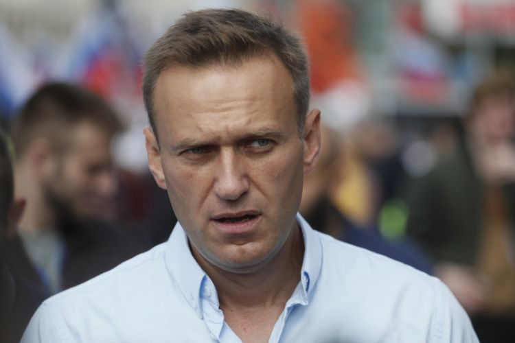 Russian opposition figure Navalny shares first picture on Instagram since coming out of coma