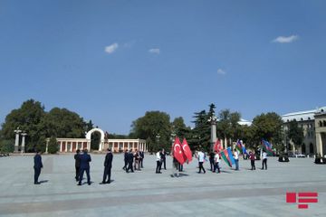 Над Гянджой проводятся показательные полеты военных самолетов Азербайджана и Турции – ОБНОВЛЕНО  - ФОТО