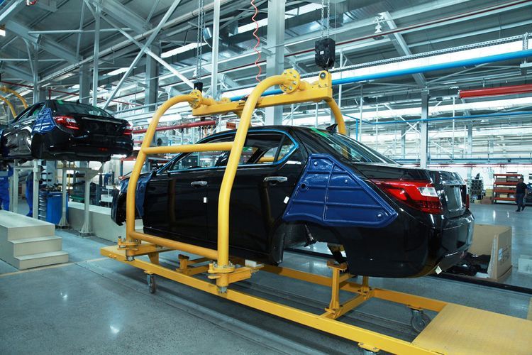 Azerbaijan’s car production decreases by 2 times in August