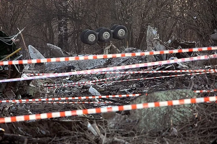 Польша хочет арестовать диспетчеров, работавших при крушении Ту-154