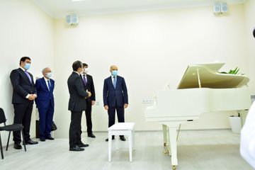 Kövkəb Səfərəliyeva adına 16 nömrəli Uşaq Musiqi Məktəbinin əsaslı təmirdən sonra açılışı keçirilib