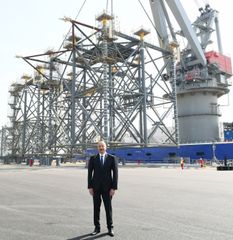 Prezident İlham Əliyev “Abşeron” yatağının dəniz əməliyyatlarının təməlqoyma mərasimində iştirak edib - YENİLƏNİB-1