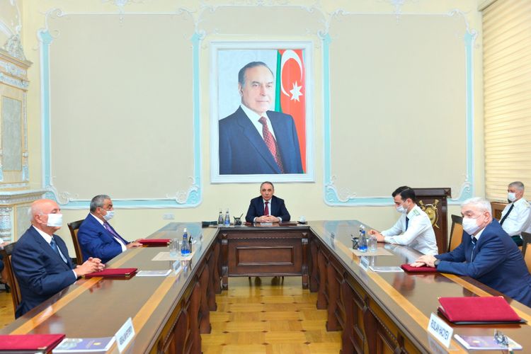 Kamran Əliyev Baş prokurorun sabiq müavinləri ilə görüşüb - FOTO