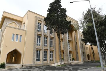 Birinci vitse-prezident Mehriban Əliyeva Bülbülə qəsəbəsindəki Uşaq İncəsənət Məktəbinin yeni binasının açılışında iştirak edib