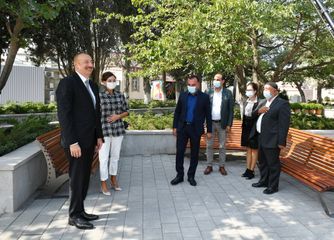 Prezident İlham Əliyev və Mehriban Əliyeva Balaxanıda aparılan abadlıq işləri ilə tanış olublar - YENİLƏNİB-1