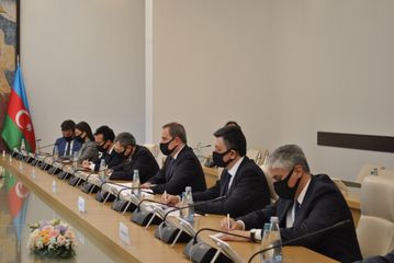 Ceyhun Bayramov Gürcüstan parlamentinin sədrinin müavini ilə görüşüb