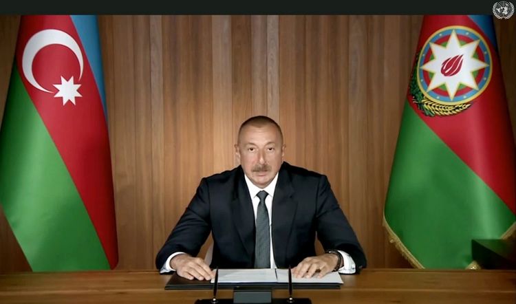 Ильхам Алиев: Поставки оружия стране-оккупанту, которая провела этнические чистки, серьезно подрывают мирные переговоры