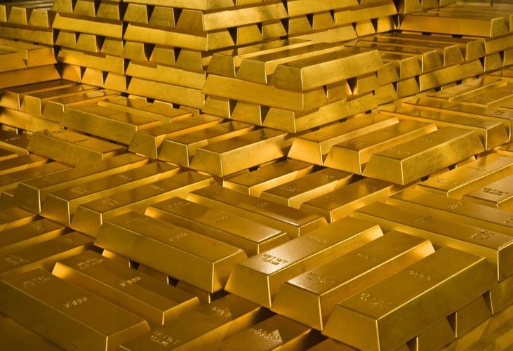 "S&P" gələn il üçün qızılın qiyməti üzrə proqnozunu 21% artırıb