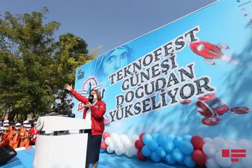 Türkiyədə 84 ölkənin nümayəndələrinin iştirakı ilə texnologiya festivalı keçirilir - FOTOSESSİYA
