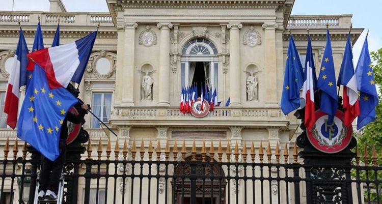 Во Франции заявили, что делают все возможное для диалога Армении и Азербайджана