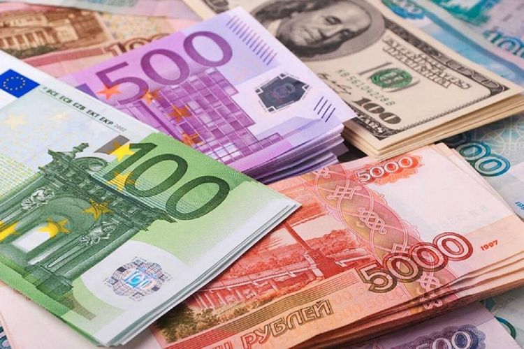 Rusiya rublunun avroya qarşı məzənnəsi 54 aylıq minimuma enib