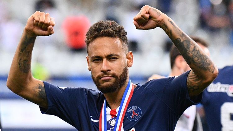 Neymar vergidən yayınmaqda ittiham olunur