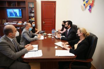 Anar Kərimov Rusiya və Kolumbiya səfirləri ilə görüşüb