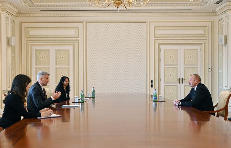 President Ilham Aliyev received World Bank Regional Director - UPDATED