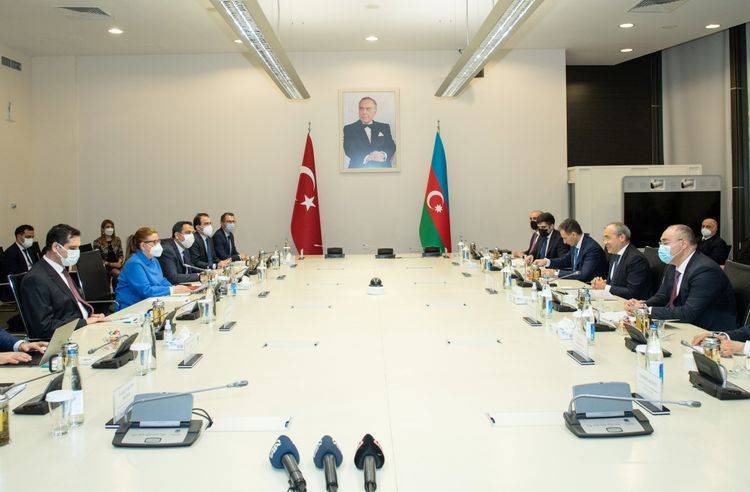 Trade and economic relations discussed between Azerbaijan and Turkey