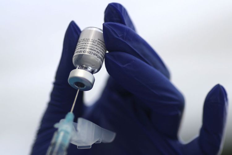 Pfizer says its vaccine is effective against South African variant