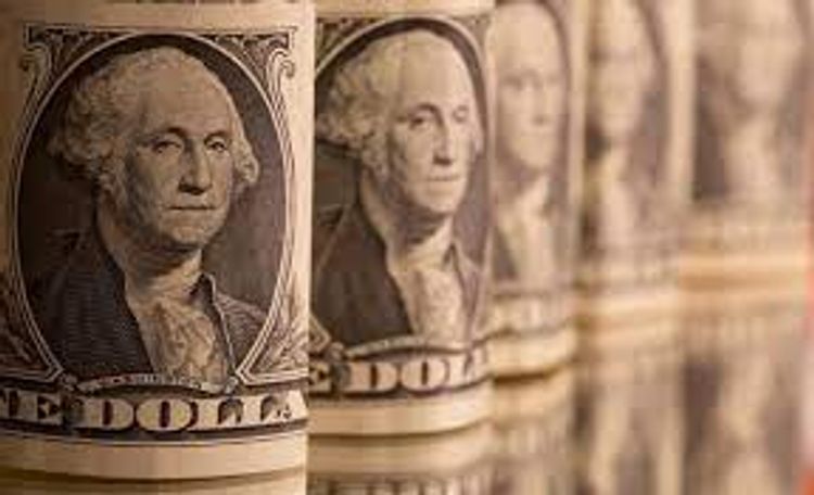 Dollar heads for third weekly gain as payrolls data looms