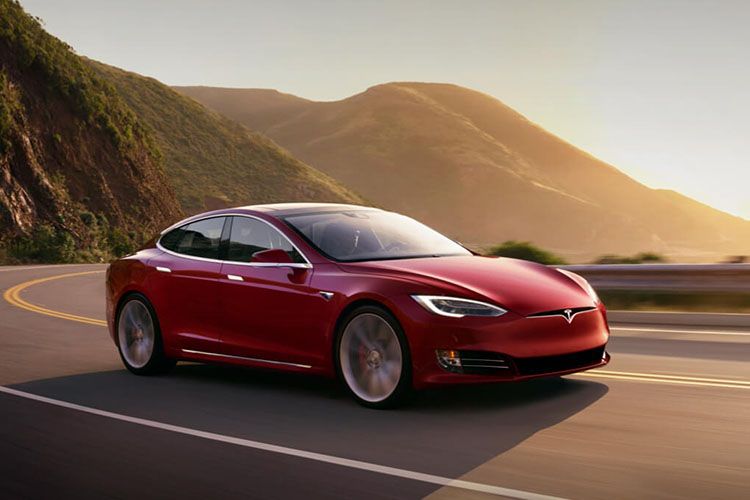 "Tesla" avtomobillərinin satışında növbəti rekord qeydə alınıb