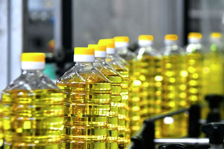 Грузия снизила импорт подсолнечного масла из Азербайджана