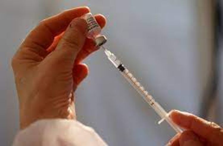 France meets its target for 10 million first shots of COVID vaccine