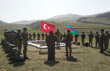 Azərbaycan və Türkiyə ordularının birgə təlimləri başlayıb - VİDEO