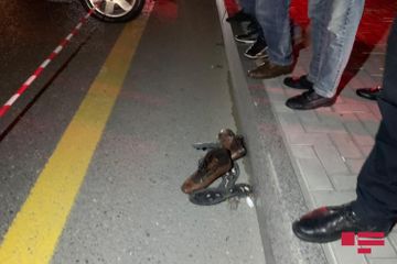 Bakıda Hava limanı istiqamətində şossedə piyadanı avtomobil vuraraq öldürüb - FOTO