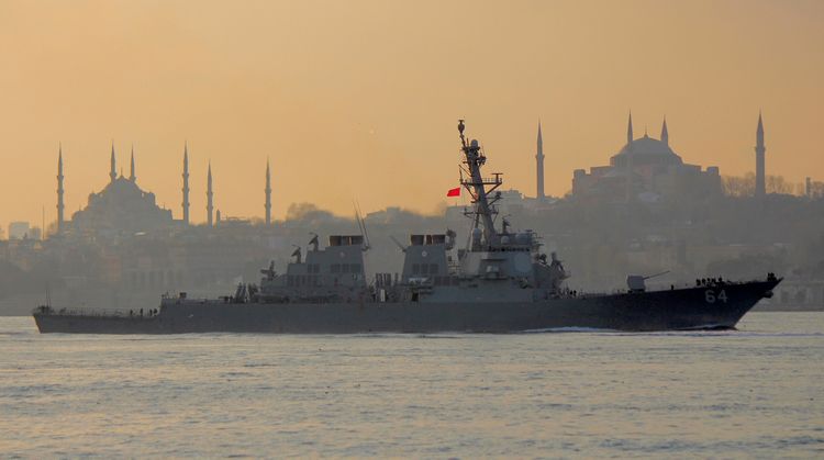 Турция уведомила Россию о проходе военных кораблей США в Черное море