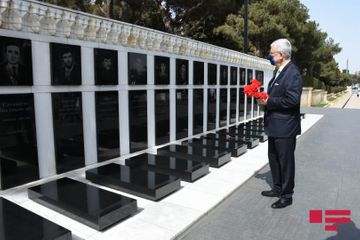 Volkan Bozkır Fəxri xiyabanı, Şəhidlər xiyabanını və “Türk şəhidliyi”ni ziyarət edib - FOTO - YENİLƏNİB