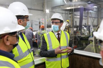 "AzerGold"un nümayəndə heyəti Gəncə Dövlət Peşə Təhsil Mərkəzinin fəaliyyəti ilə tanış olub - FOTO
