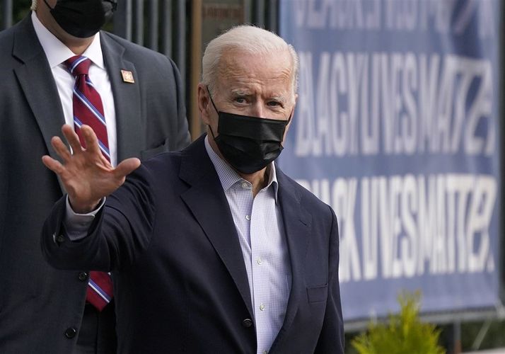 Biden picks new chief for border agency amid surging migrants