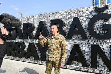 Azərbaycan Prezidenti: “Bu lövhə erməni fərariliyinin təzahürüdür”