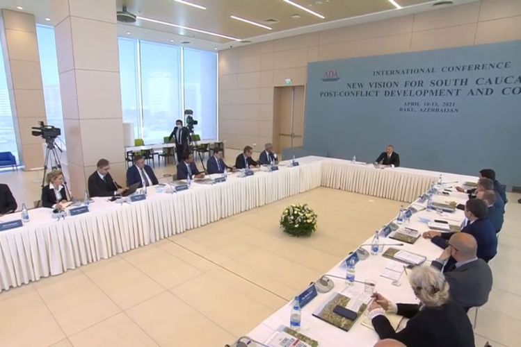 Ильхам Алиев: Армении потребуется время, чтобы адаптироваться к новым реалиям. Они не готовы к этому психологически