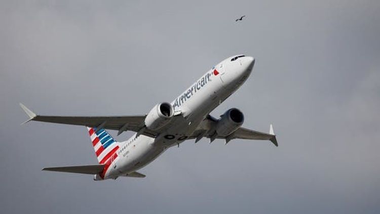 American Airlines expects first-quarter revenue to plunge 62% vs 2019