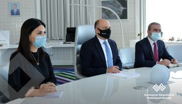 Mədəniyyət naziri Erkan Özoralla görüşüb