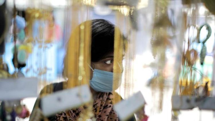 India adds record 184,372 virus cases, 1,027 deaths