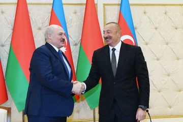 Azərbaycan və Belarus prezidentləri mətbuata bəyanatlarla çıxış ediblər - YENİLƏNİB