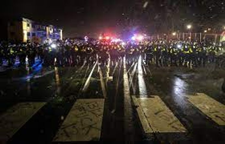 Protesters, police clash for 3rd night in Minnesota over police killing of Daunte Wright