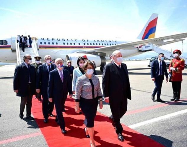 Президент Армении находится с визитом в Грузии