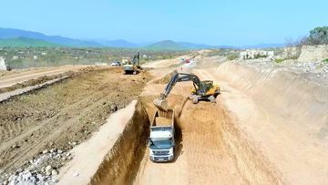 "Zəfər yolu"nun inşası sürətlə davam etdirilir - FOTO