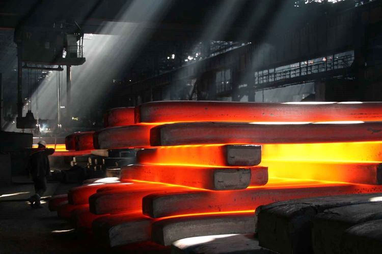 Azərbaycanın metallurgiya sənayesində istehsal 11,5% azalıb - CƏDVƏL