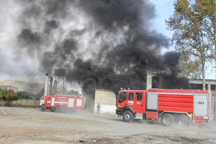 В Сабирабаде сгорел дом