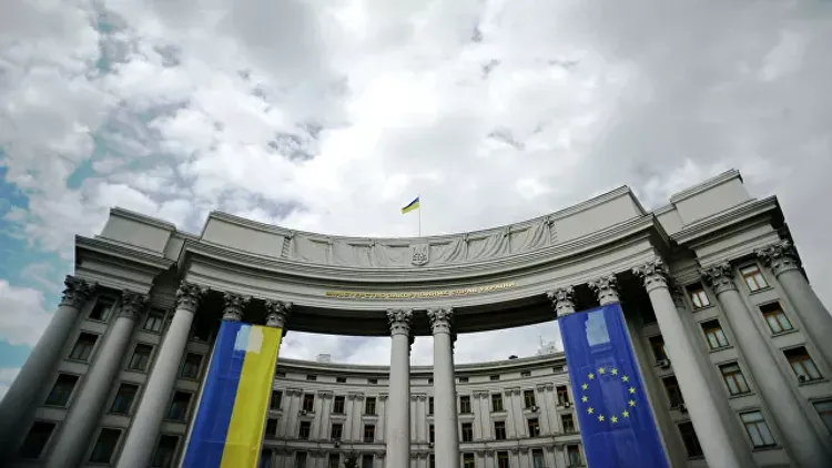 Киев считает аргументы России по высылке консула неубедительными