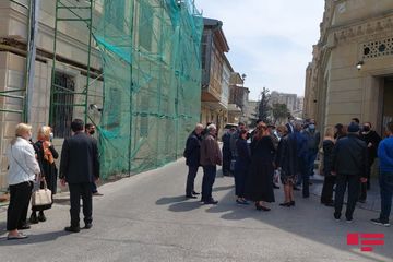 Xalq Artisti Eldar Quliyevlə vida mərasimi başa çatıb - FOTO - YENİLƏNİB