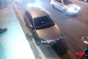 Bakıda 4 avtomobil toqquşub, 3 nəfər ağır xəsarət alıb - FOTO