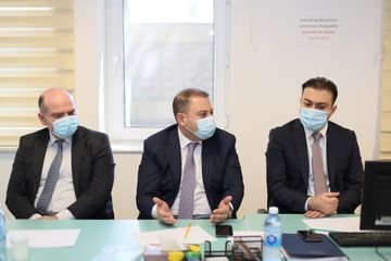 Hərbi səbəblərlə əlaqədar əlilliyinin təkrar qiymətləndirilməsi üçün bir qrup şəxsin müayinəsi aparılıb 