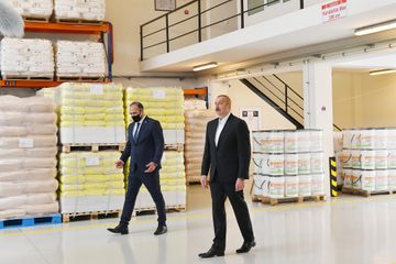Prezident İlham Əliyev Hacıqabul Sənaye Məhəlləsinin açılışında iştirak edib - YENİLƏNİB