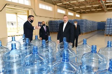 Prezident İlham Əliyev Hacıqabul Sənaye Məhəlləsinin açılışında iştirak edib - YENİLƏNİB